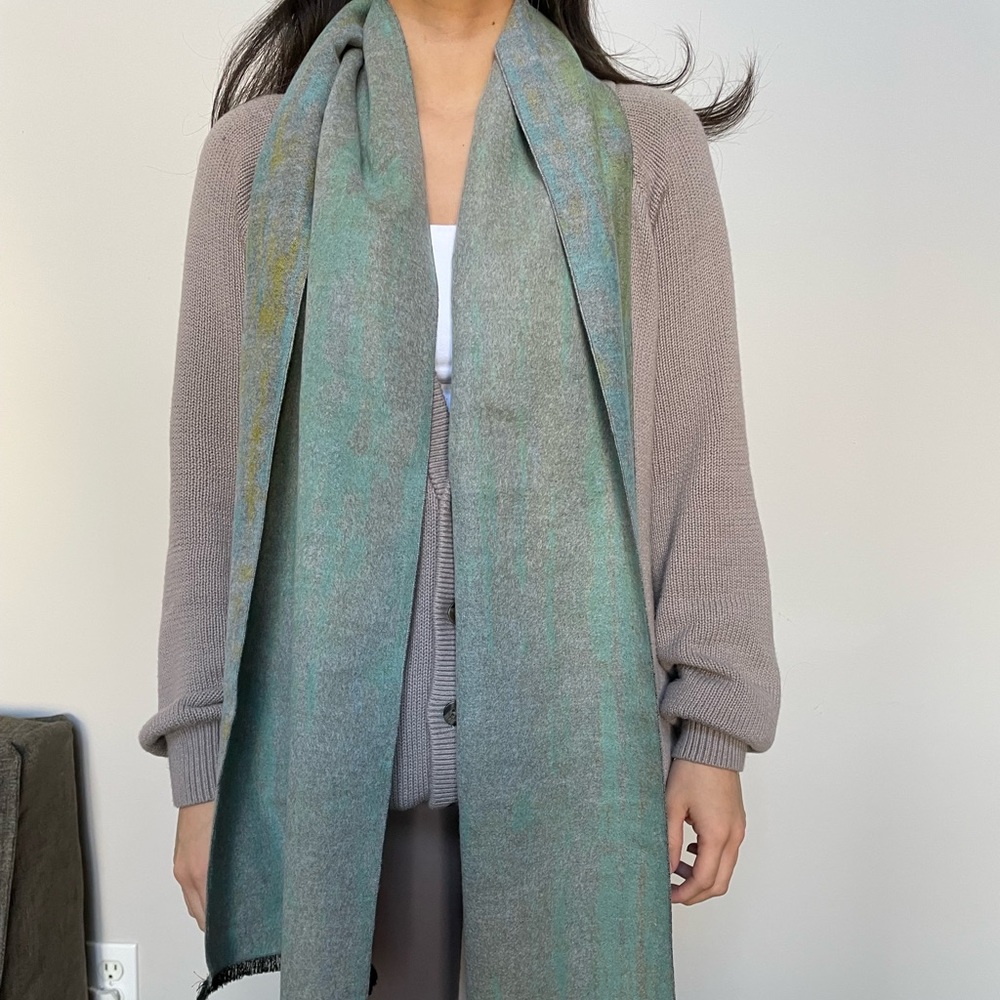 Brushed viscose scarf